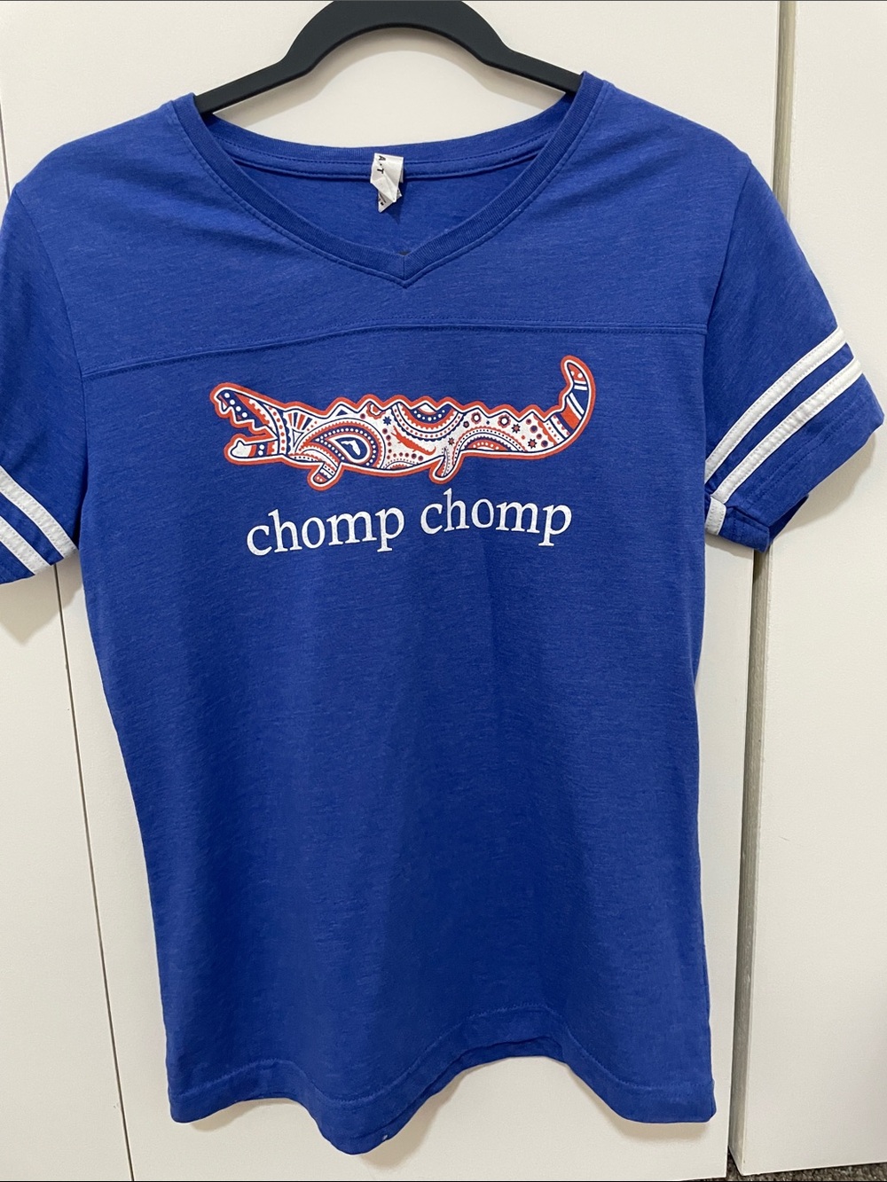 University of Florida Gators Ladies Medium ‘Chomp Chomp' Short SleeveTee